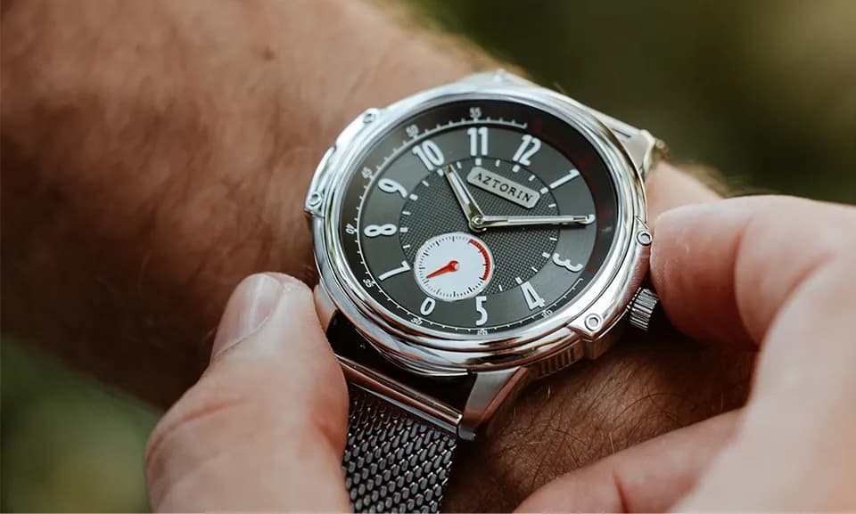 Jak wybrać idealny prezent na dzień chłopaka, który go zaskoczy