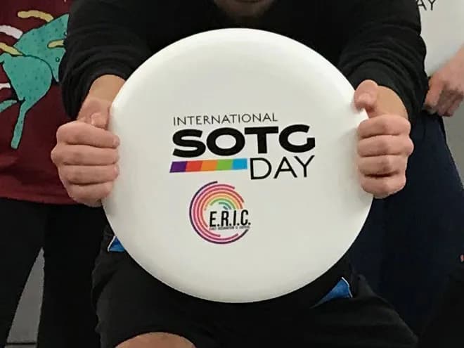 Jakie frisbee wybrać, aby uniknąć błędów i cieszyć się grą